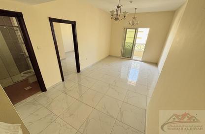 Apartment - 1 - 2 for rent in Amber Tower - Muwaileh - Sharjah