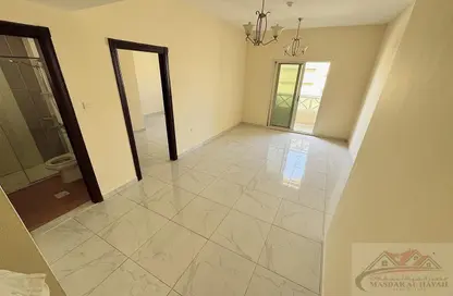 Apartment - 1 Bedroom - 2 Bathrooms for rent in Amber Tower - Muwaileh - Sharjah