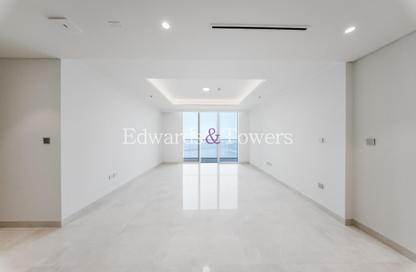 Apartment - 3 Bedrooms - 3 Bathrooms for sale in Palace Beach Residence Tower 2 - Palace Beach Residence - Emaar Beachfront - Dubai Harbour - Dubai