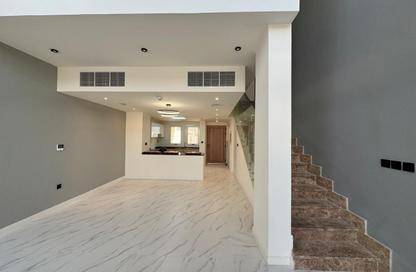 Townhouse - 2 - 3 for rent in Rukan 3 - Rukan - Dubai