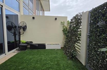 Townhouse - 2 - 3 for rent in Rukan 3 - Rukan - Dubai