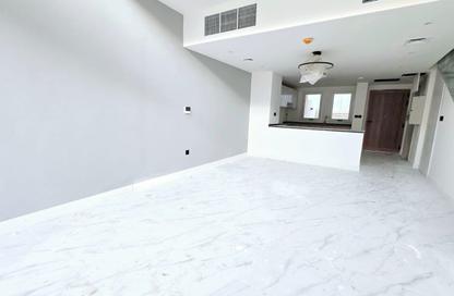 Townhouse - 2 - 3 for rent in Rukan 3 - Rukan - Dubai Townhouse - 2 - 3 for rent in Rukan 3 - Rukan - Dubai