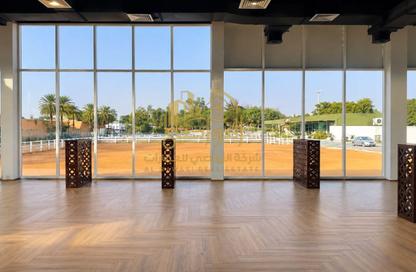 Shop - Studio - 2 for rent in Zakher - Al Ain