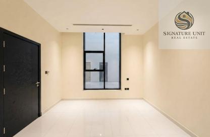 Villa - 3 Bedrooms - 5 Bathrooms for rent in Wadi Alshabak - Dubai