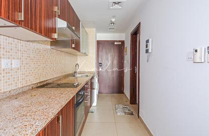 Apartment - Studio - 1 for rent in Goldcrest Executive - JLT Cluster C - Jumeirah Lake Towers - Dubai