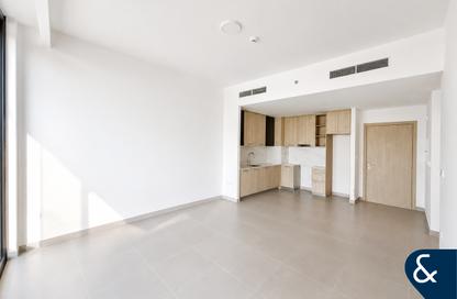 Apartment - 2 - 2 for sale in Golf Grand - Dubai Hills Estate - Dubai