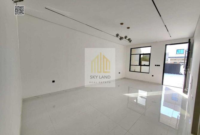 70300842 - صورة العقار 3