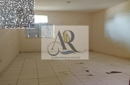 Labor Camp - Studio - 7+ Bathrooms for rent in Al Sajaa S - Al Sajaa - Sharjah