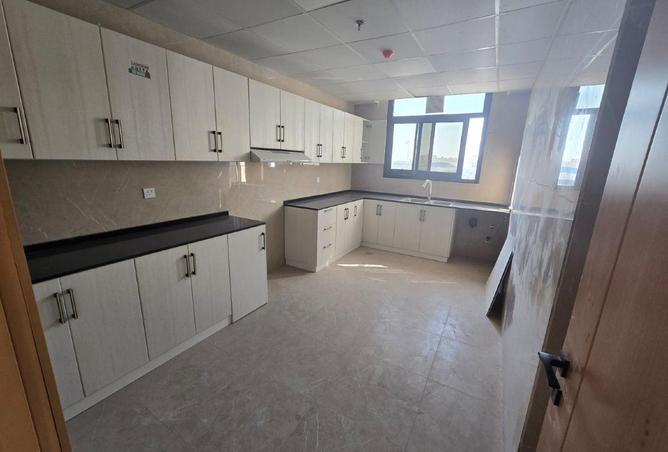 56972381 - Property Image 3