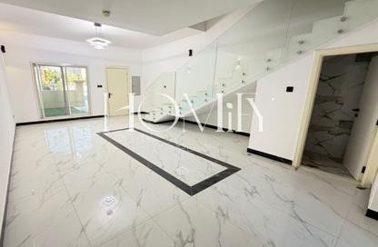Villa - 4 - 6 for sale in Valencia Park - District 15 - Jumeirah Village Circle - Dubai