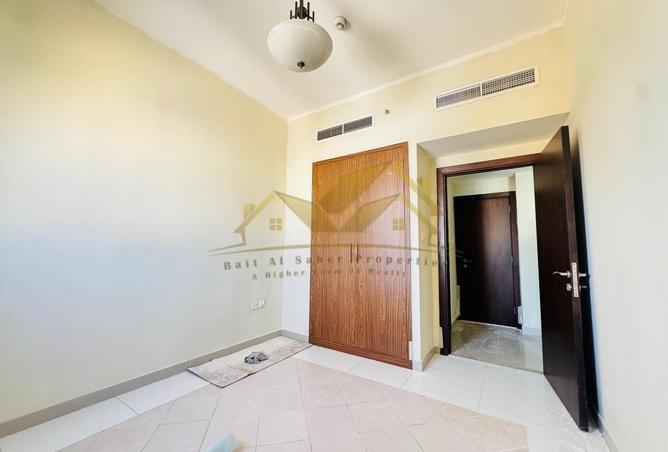 80284900 - Property Image 2