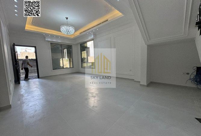 56160385 - Property Image 3