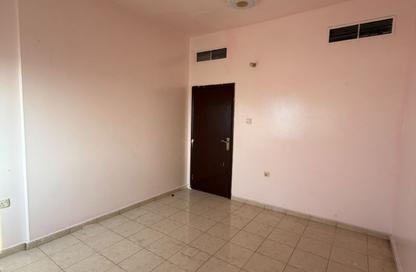 Apartment - 2 - 3 for rent in Corniche Tower - Ajman Corniche Road - Ajman