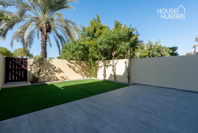 53574381 - Property Image 2