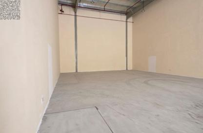 Warehouse - Studio - 1 for rent in Ali Mousa Building - Al Sajaa Industrial - Al Sajaa - Sharjah