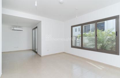 Townhouse - 3 - 4 for rent in Hayat Townhouses - Town Square - Dubai