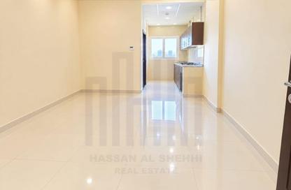 Apartment - Studio - 1 for rent in Fire Station Road - Muwaileh - Sharjah