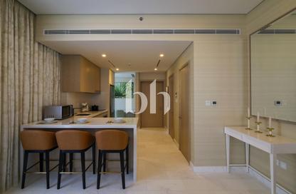 Apartment - 1 Bedroom - 2 Bathrooms for rent in The Palm Tower - Palm Jumeirah - Dubai