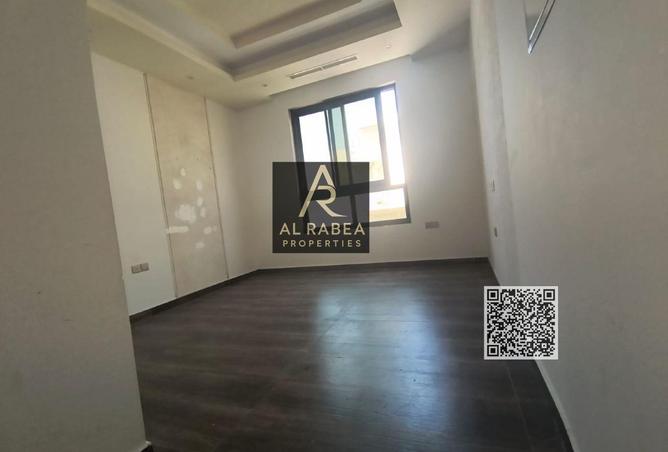 79847452 - Property Image 3