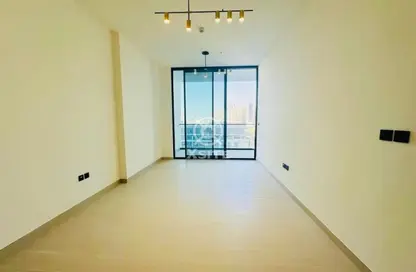 شقة - غرفة نوم - 2 حمامات للبيع في بن غاطي عنبر - منطقة 11 - قرية جميرا الدائرية - دبي