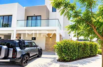 Villa - 5 - 5 for rent in Greenwoods - Damac Hills - Dubai