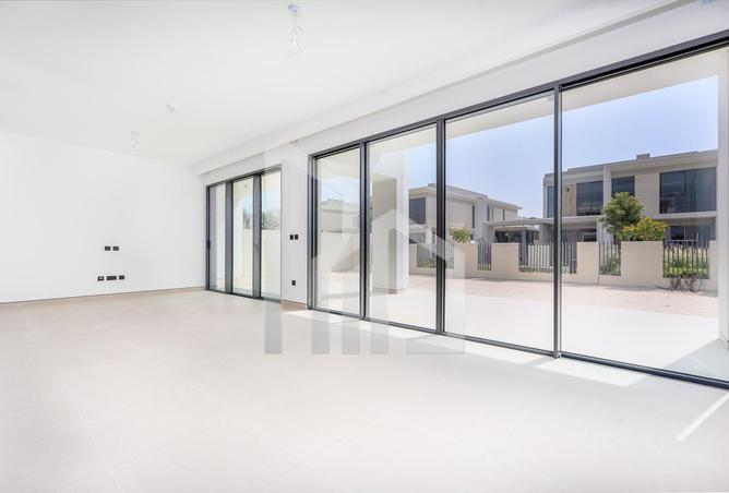 54407605 - Property Image 2