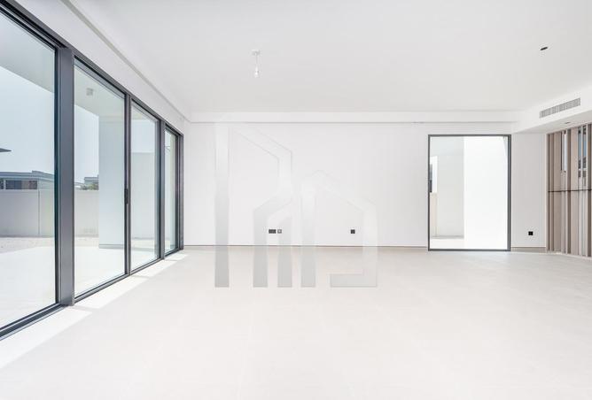 54407605 - Property Image 3