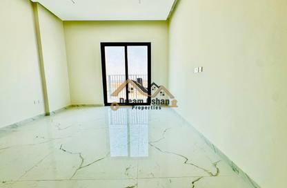 Apartment - 1 - 2 for rent in International City Phase 2 - Al Warsan 4 - Al Warsan - Dubai Apartment - 1 - 2 for rent in International City Phase 2 - Al Warsan 4 - Al Warsan - Dubai