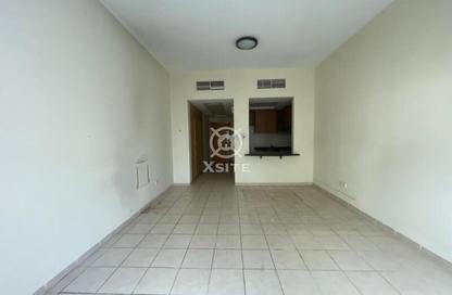 Apartment - Studio - 1 for rent in Building 225 - Mogul Cluster - Discovery Gardens - Dubai