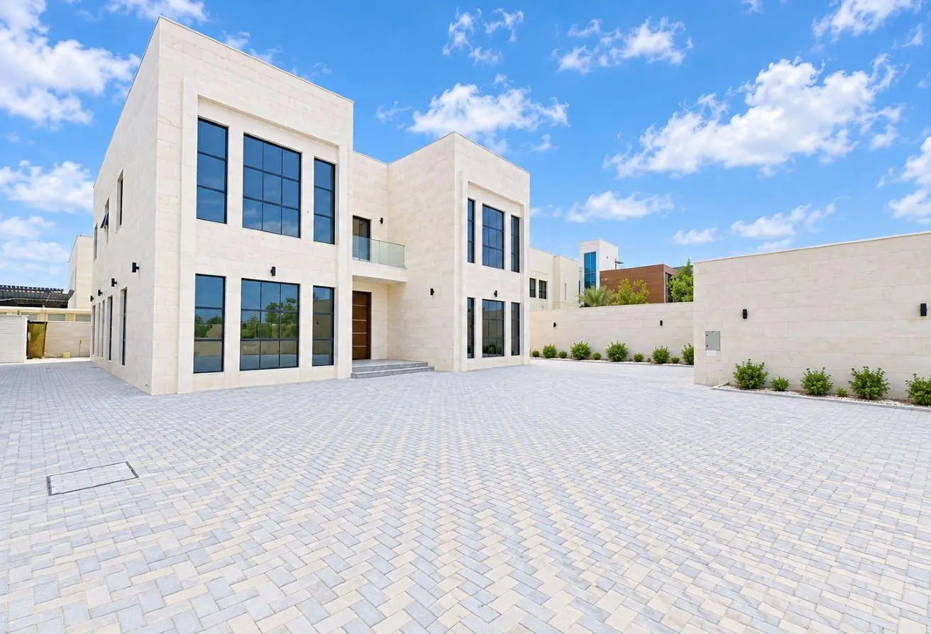 162340385 - Property Main Image