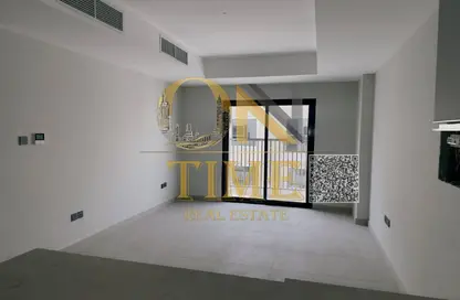 شقة - 2 غرف نوم - 3 حمامات للبيع في كنتيا - فيلات ضواحي عجمان - ضواحي عجمان - عجمان