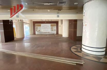 Show Room - Studio - 3 Bathrooms for rent in Al Majaz 1 - Al Majaz - Sharjah