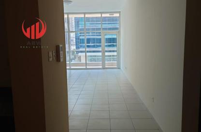Apartment - 1 Bedroom - 2 Bathrooms for rent in Bay Square Building 9 - Bay Square - Business Bay - Dubai