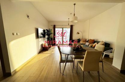 Apartment - 1 - 1 for rent in Waters Edge - Yas Island - Abu Dhabi