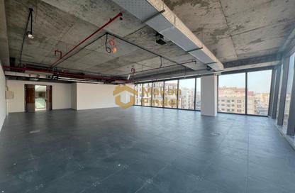 Shop - Studio - 4 for rent in Golden Gate - Oud Metha - Bur Dubai - Dubai