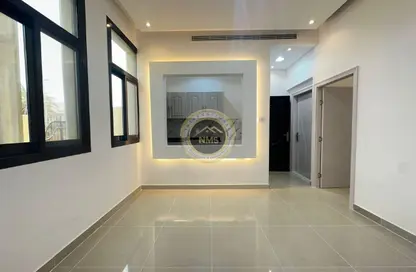 Apartment - 1 Bedroom - 1 Bathroom for rent in Al Mushrif - Abu Dhabi