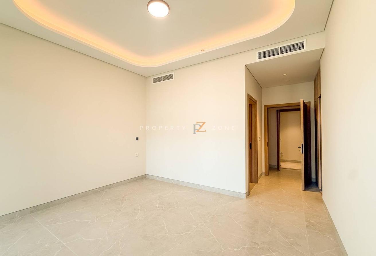 2BR + Golf Views | Large Layout | Vacant photo 6