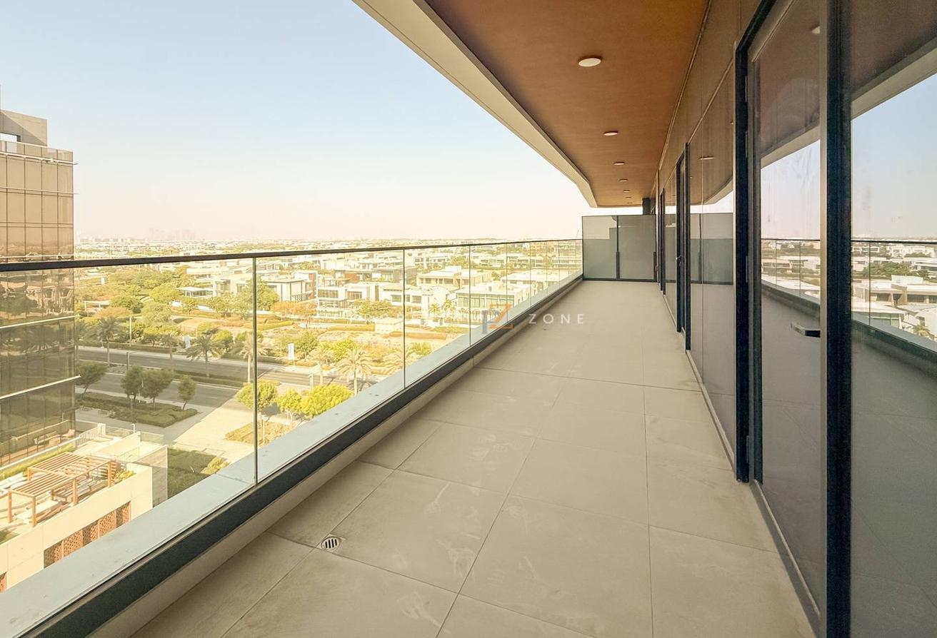 2BR + Golf Views | Large Layout | Vacant photo 7