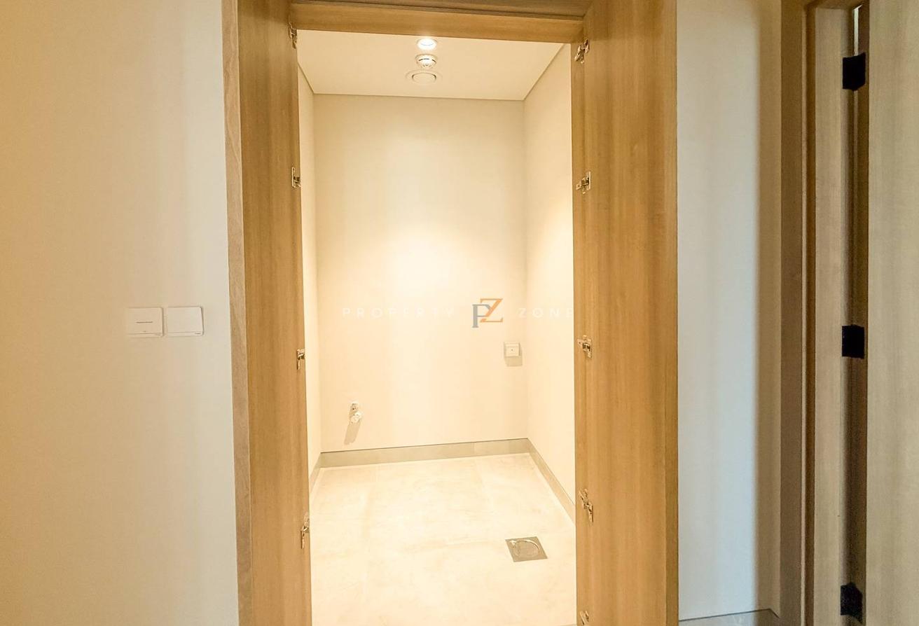 2BR + Golf Views | Large Layout | Vacant photo 4