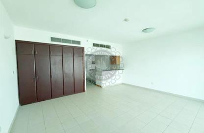 Apartment - Studio - 1 for sale in Cricket Tower - Dubai Sports City - Dubai
