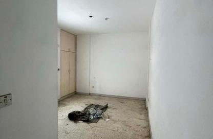 Apartment - 2 Bedrooms - 1 Bathroom for rent in Qasimia 10 building - Al Mahatta - Al Qasimia - Sharjah