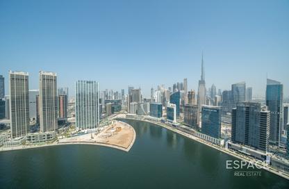 Apartment - 2 - 3 for rent in Volante 2 - Business Bay - Dubai