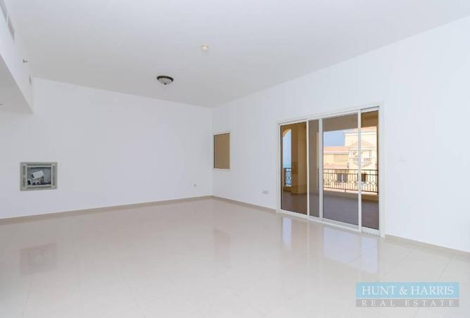 53164038 - صورة العقار 3