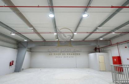 Warehouse - Studio - 2 Bathrooms for rent in Industrial Building 13 - Industrial Area 13 - Sharjah Industrial Area - Sharjah