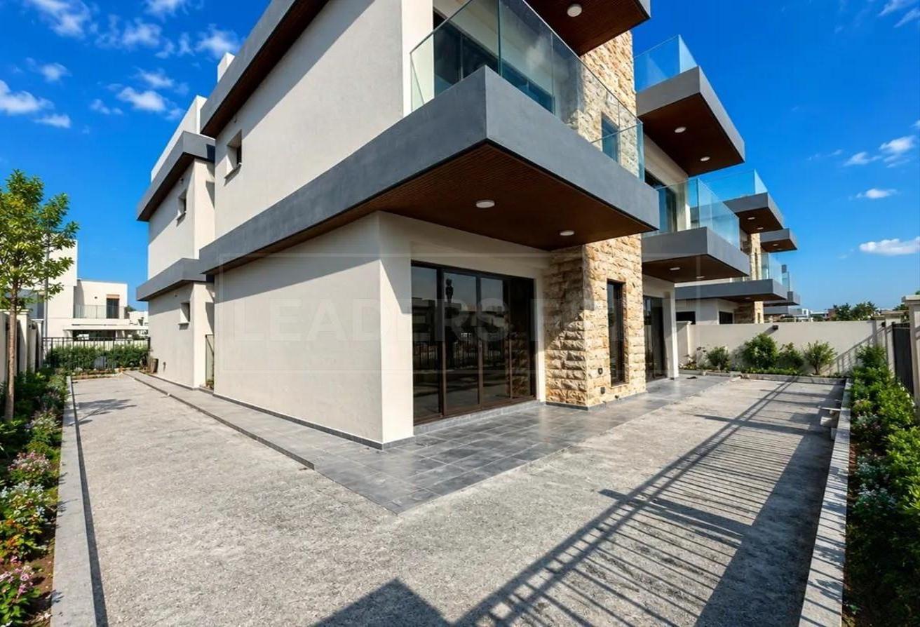 BRAND NEW VILLA | FACING LAGOONS | READY TO MOVE photo 7