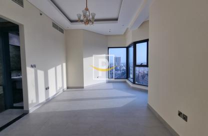 Apartment - 3 Bedrooms - 4 Bathrooms for rent in Al Hudaiba Mall - Al Hudaiba - Bur Dubai - Dubai