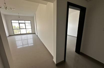 شقة - 1 - 2 للايجار في أورينت تاور 1 - أورينت تاور - البستان - عجمان