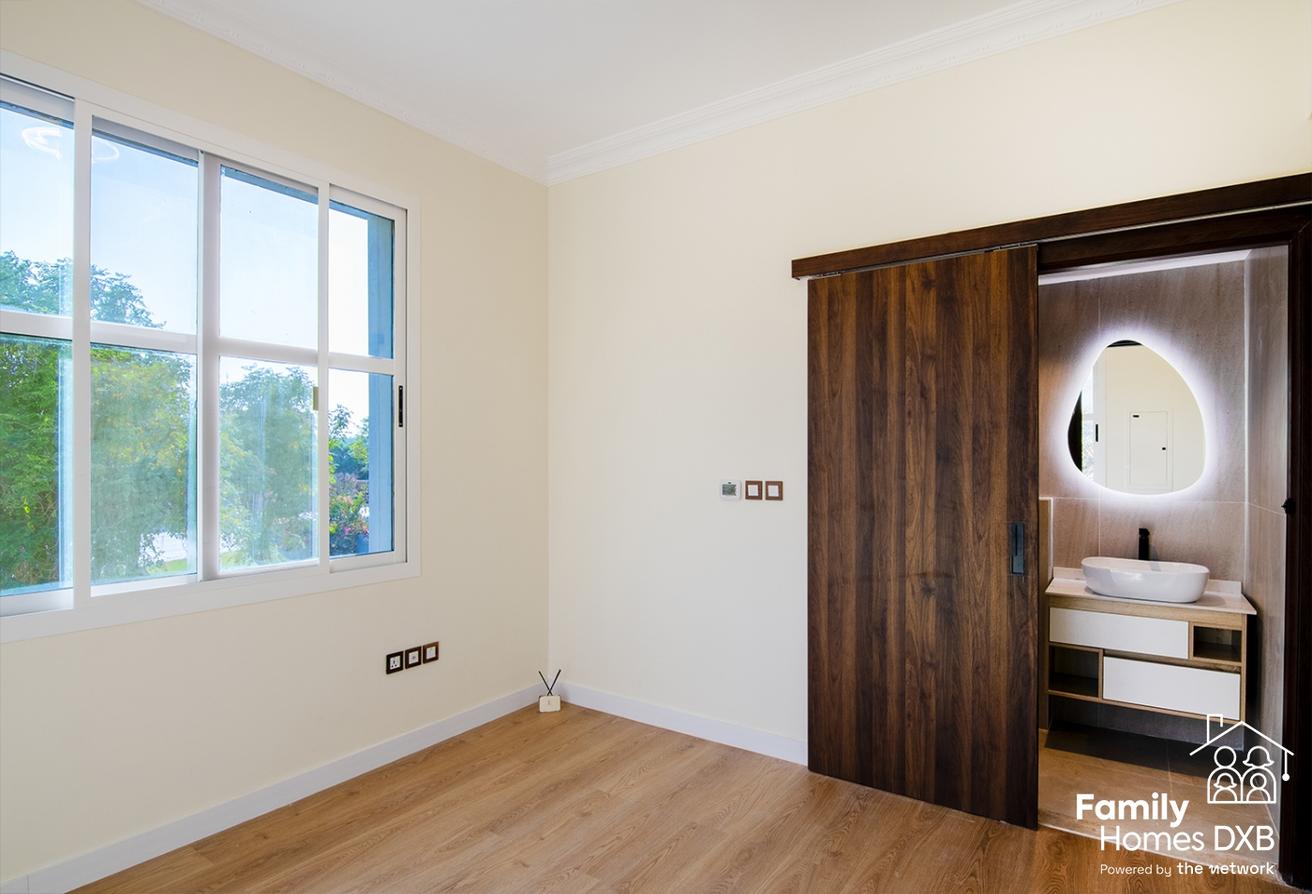 Fully Renovated | End Unit | Landscape Garden photo 11