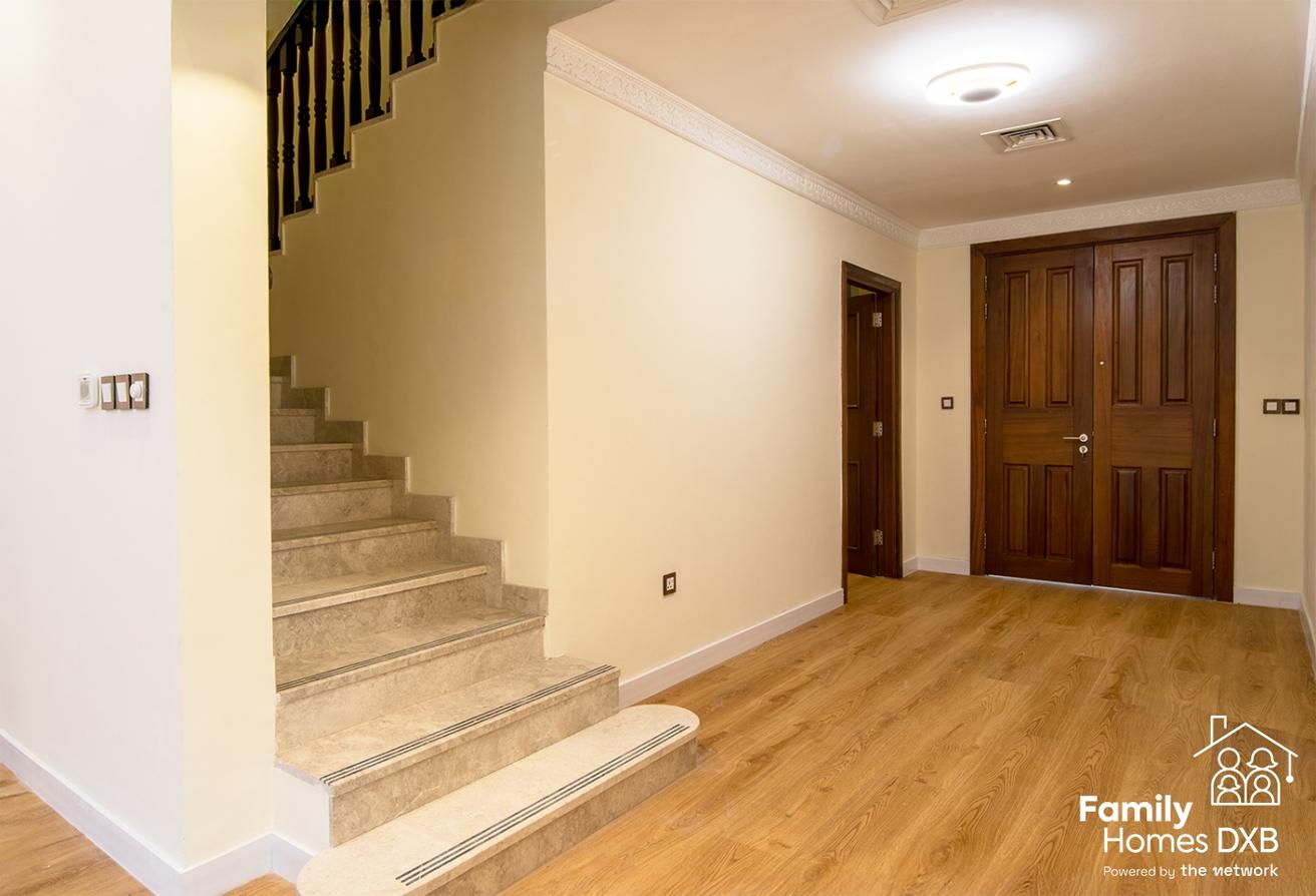 Fully Renovated | End Unit | Landscape Garden photo 14