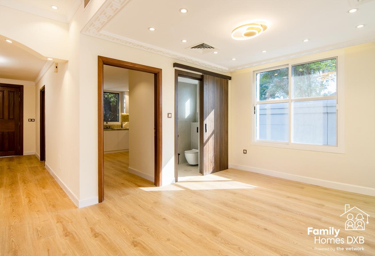 Fully Renovated | End Unit | Landscape Garden photo 4